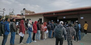दीक्षान्तका लागि तिरेको रकममा ‘लुट’ : लामो लाइन बस्दा पनि रित्तो हात !